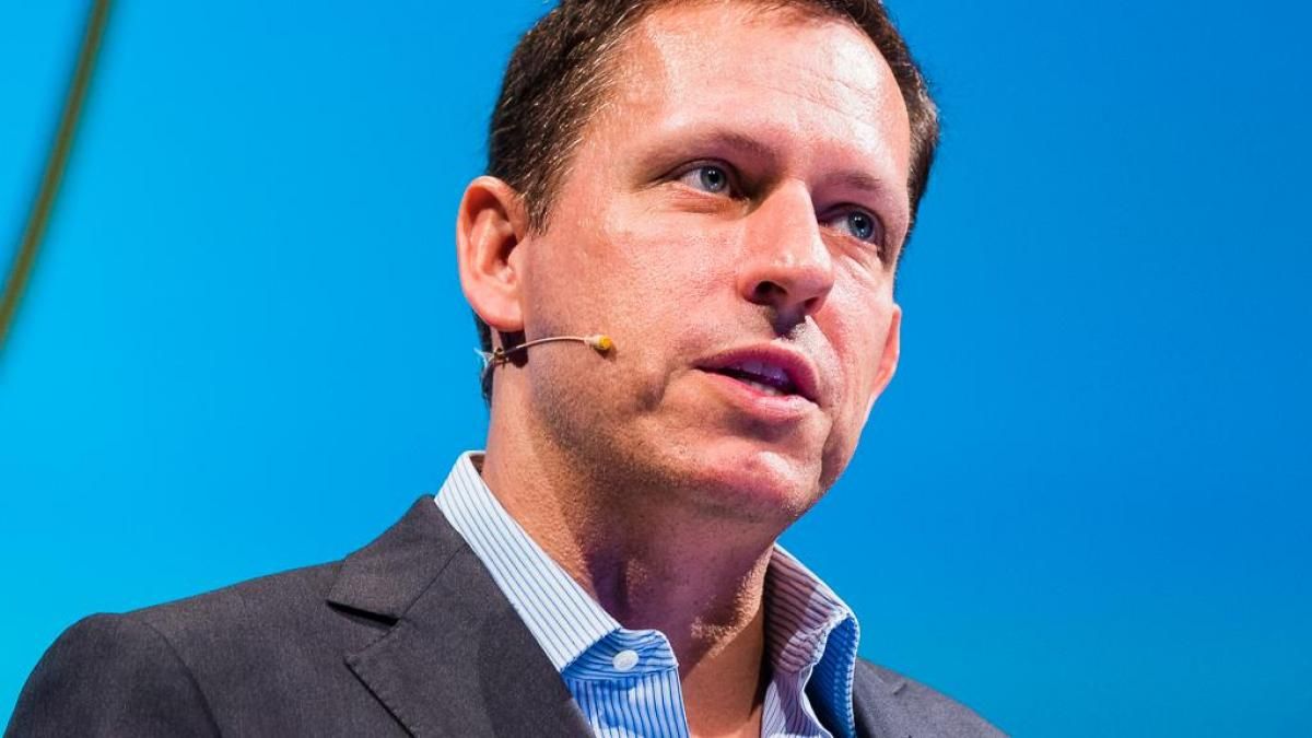 La conexión Peter Thiel: cómo un multimillonario desencadenó la caída de Silicon Valley Bank