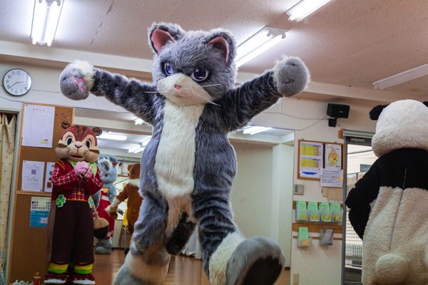 Japan's Only Mascot School Teaches the Art of Cuddly Cuteness 