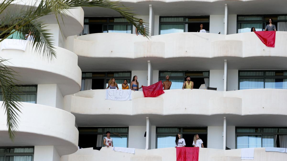 Lee la carta viral de una jefa de estudios con alumnos afectados por el macrobrote de Mallorca