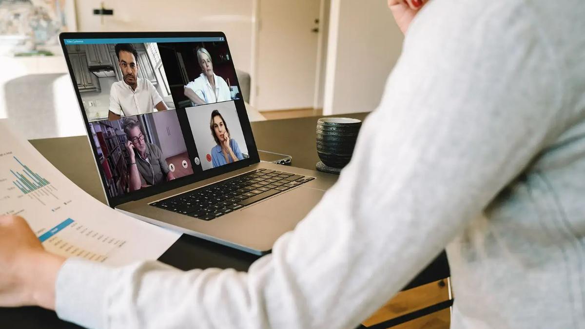 Así hackeé mi currículum con una IA para pasar los filtros y conseguir entrevistas de trabajo