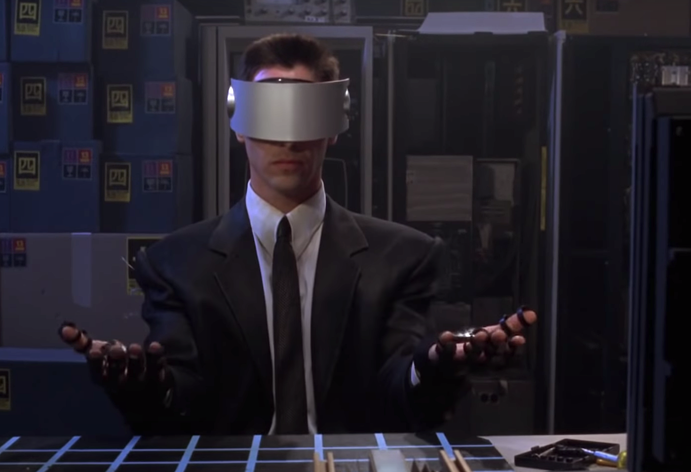 Is It Possible That Johnny Mnemonic’s Future Is Better Than Our Own? - Reactor