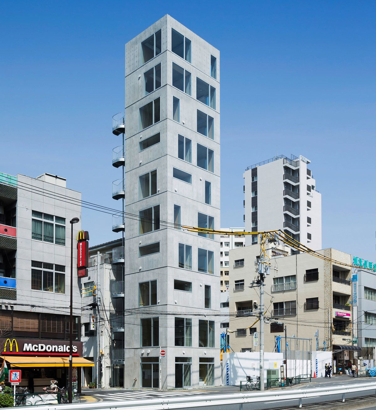 Los edificios lápiz fruto de la individualización de Japón