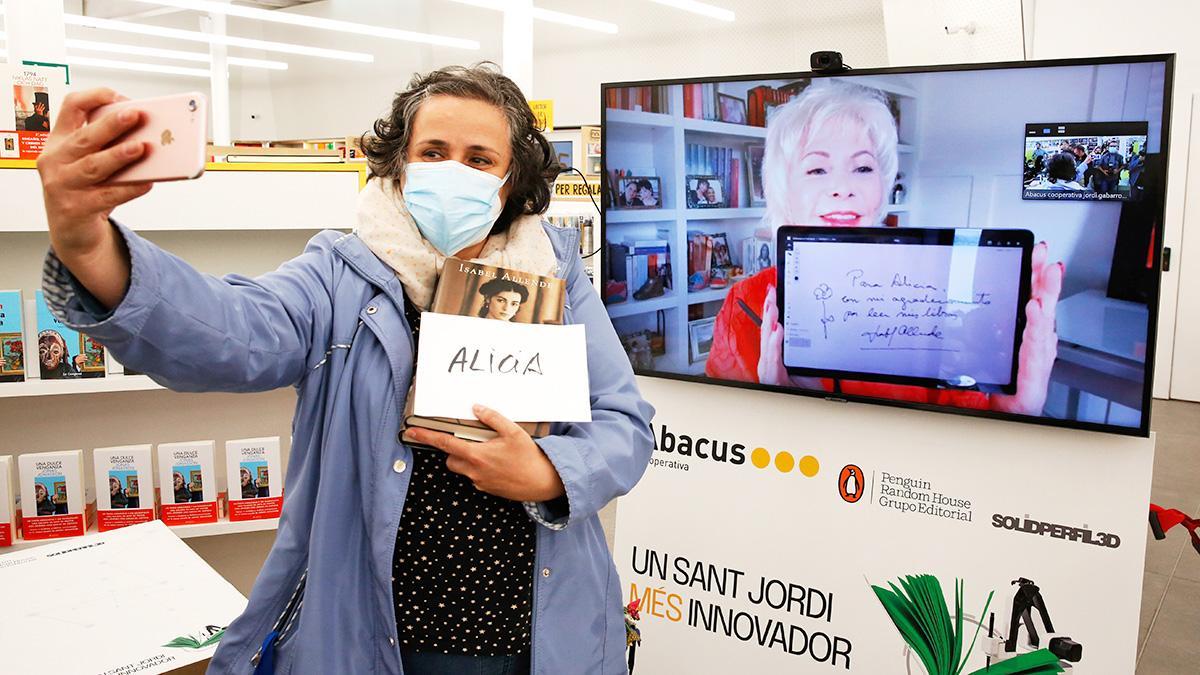 A por la firma del brazo robotizado de Allende