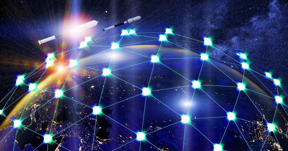 SpaceX’s billboard in space: Is it legal? Experts weigh in